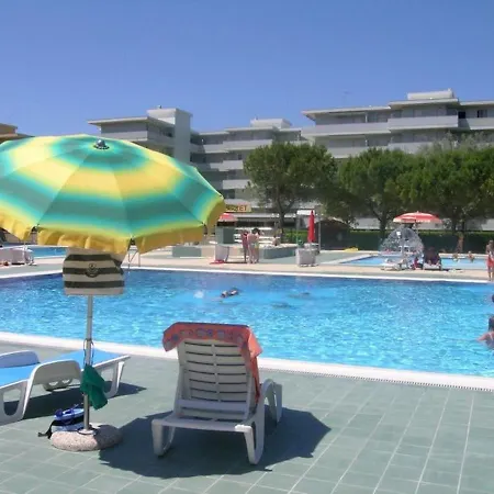Lovely Flat With Ac In A With Pool * Bibione